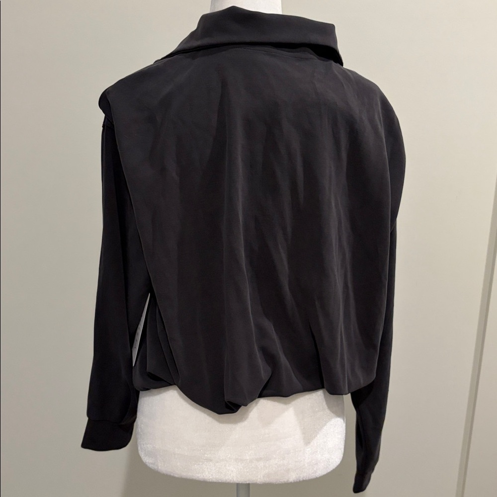 New With Tags Athleta Seasoft 1/4 Zip Bubble Hem Sweatshirt Sz M - Picture 4 of 9